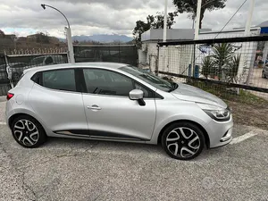 Käytetty Renault Clio IV