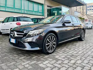 Begagnad Mercedes C180