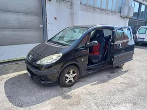Begagnad Peugeot 1007