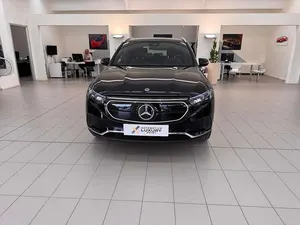 Begagnad Mercedes EQA250