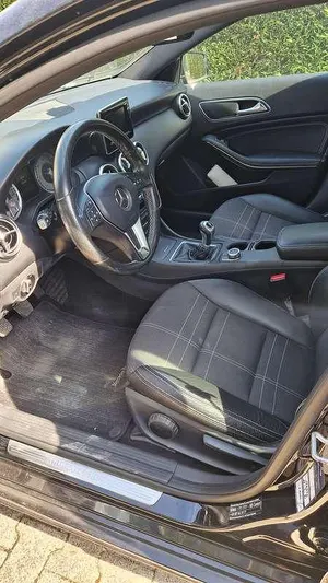 Begagnad Mercedes 180