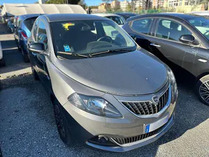 Begagnad Lancia Ypsilon
