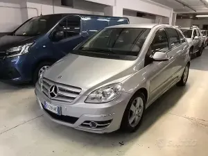 Begagnad Mercedes B200