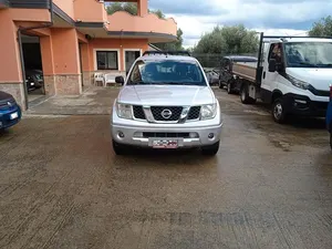 Begagnad Nissan Navara