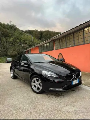 Brugt Volvo V40