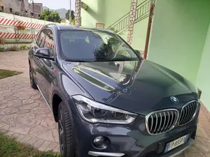 Begagnad BMW X1