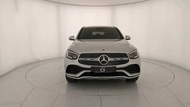 Usata Mercedes GLC220 Premium Plus 194 CV (142 kW) 2020 Argento Coupé