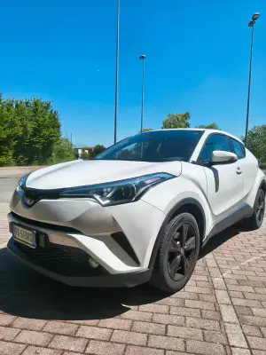 Usata Toyota C-HR