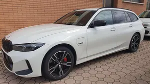 Usata BMW 330e