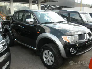Begagnad Mitsubishi L200