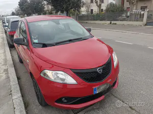 Begagnad Lancia Ypsilon
