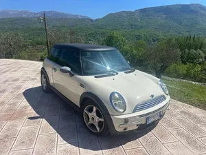 Usata Mini One D
