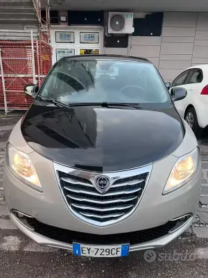 Usata Lancia Ypsilon
