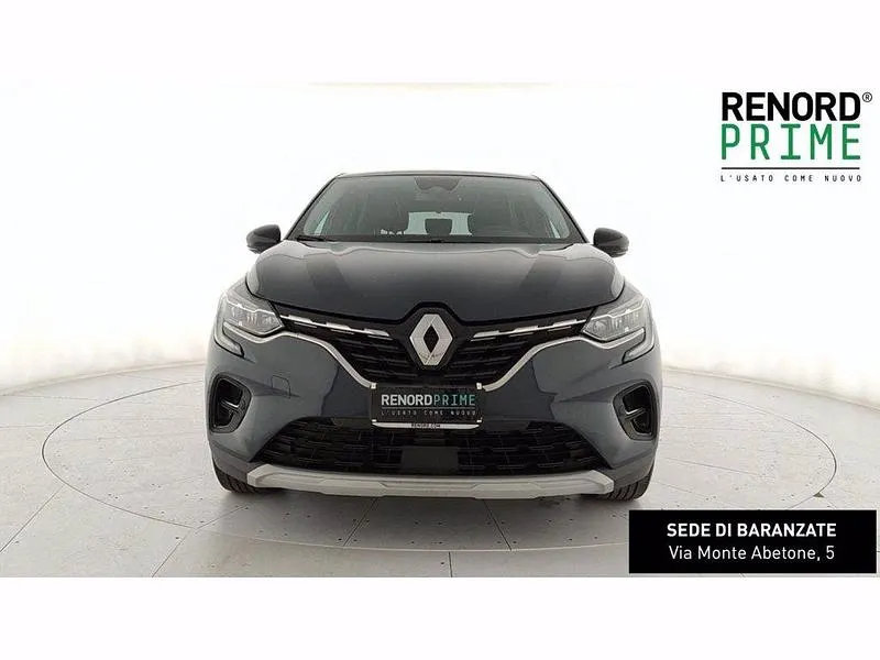 Usata Renault Captur Techno 143 CV (105 kW) 2024 Blu scuro SUV