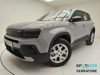 Uusi Jeep Avenger Altitude 110 HP (80 kW) 2026 Harmaa Katumaasturi