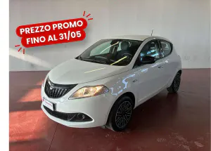 Begagnad Lancia Ypsilon