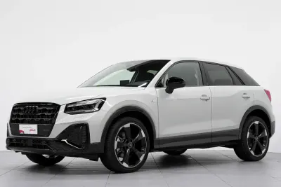 Neu Audi Q2 Ambiente 150 PS (110 kW) 2026 Silber SUV