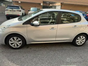 Begagnad Peugeot 208