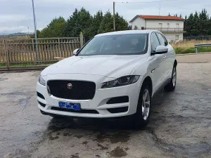 Begagnad Jaguar F-Pace