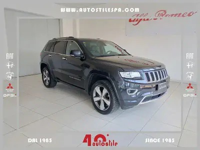 Usata Jeep Grand Cherokee Overland 250 CV (183 kW) 2015 Grigio scuro SUV