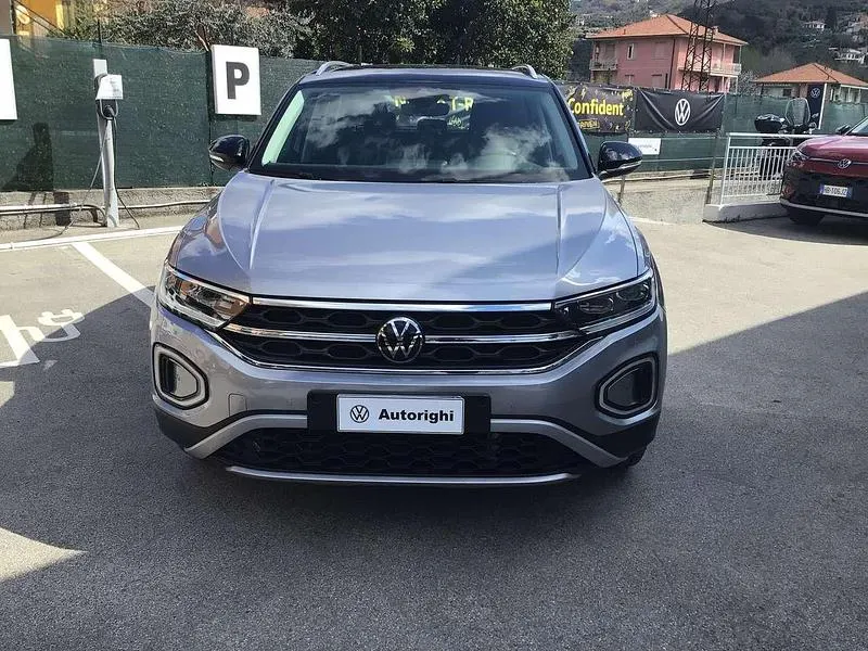 Usata VW T-Roc Style 150 CV (110 kW) 2023 Argento SUV