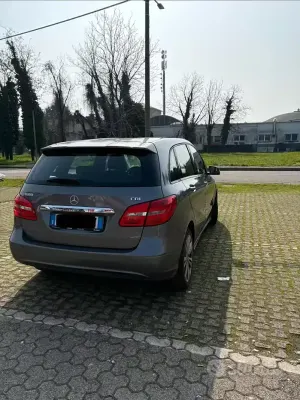 Usata Mercedes B180