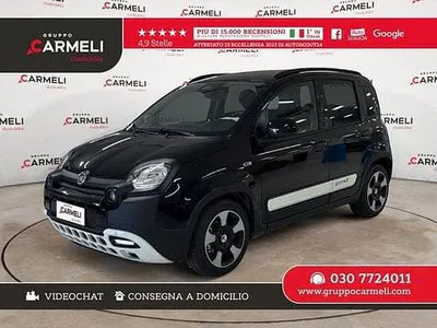 Uusi Fiat Panda Cross Cross 65 HP (47 kW) 2025 Musta Viistoperä