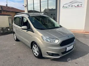 Begagnad Ford Tourneo Courier