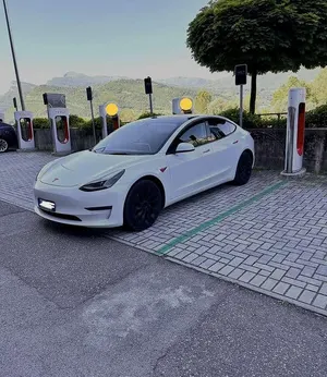 Usata Tesla Model 3
