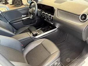 Begagnad Mercedes B200