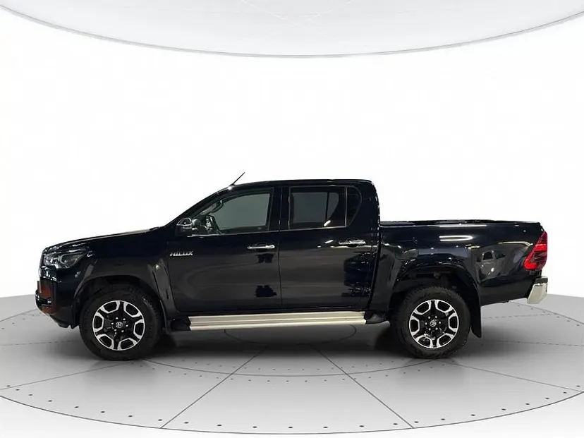 Usata Toyota HiLux Executive 150 CV (110 kW) 2021 Nero Pick-up