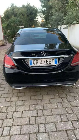 Begagnad Mercedes C180