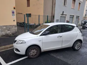Usata Lancia Ypsilon