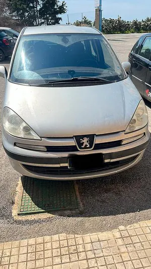 Begagnad Peugeot 807