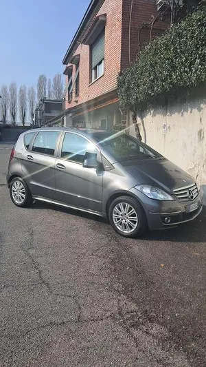 Begagnad Mercedes A180