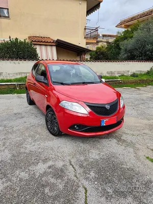 Begagnad Lancia Ypsilon
