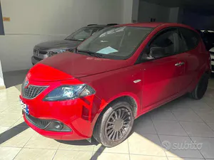 Begagnad Lancia Ypsilon