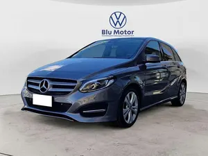 Begagnad Mercedes B200