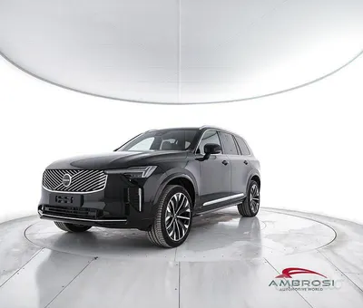Nuova Volvo XC90 Ultra 455 CV (334 kW) 2025 Onyx black SUV