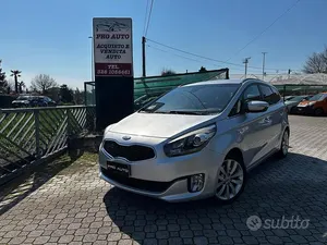 Begagnad Kia Carens
