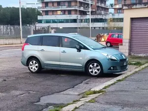 Brugt Peugeot 5008