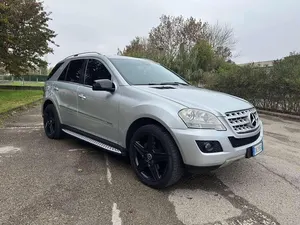 Begagnad Mercedes ML320