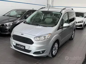 Begagnad Ford Tourneo Courier