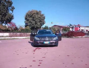 Begagnad Mercedes E350
