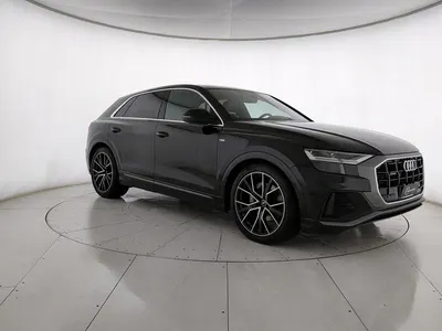 Käytetty Audi Q8 Sport 231 HP (169 kW) 2022 Musta Katumaasturi