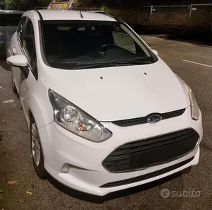 Begagnad Ford B-MAX