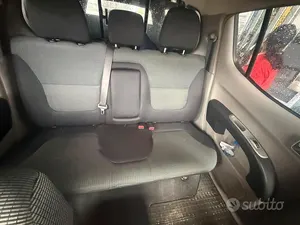 Begagnad Mitsubishi L200