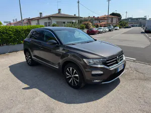 Begagnad VW T-Roc