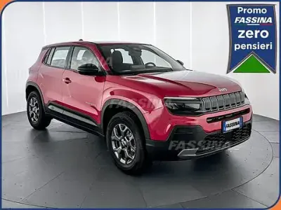 Uusi Jeep Avenger Longitude 101 HP (74 kW) 2026 Punainen Katumaasturi