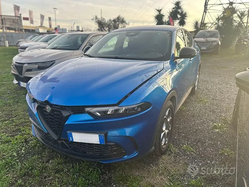 Usata Alfa Romeo Tonale Super 131 CV (96 kW) 2023 Blu SUV